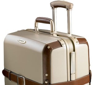Choosing luggage - hardware and handles