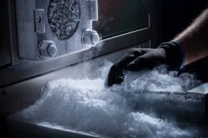 How to Pack Dry Ice for Air Travel
