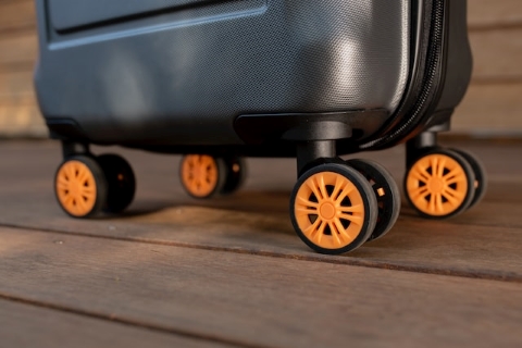 Hardsided Luggage with Spinner Wheels